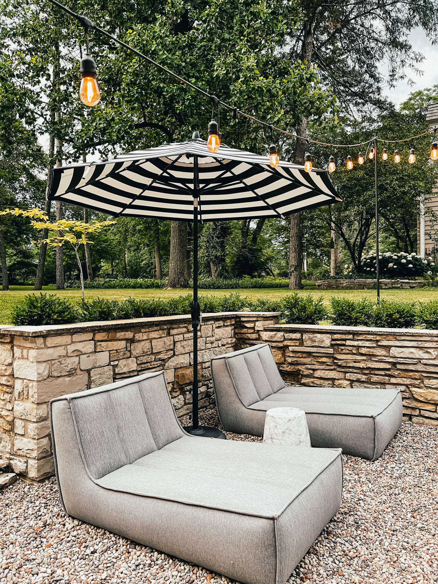 Arhaus outdoor dining discount chairs